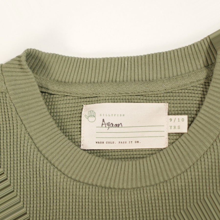 Three-line name tape