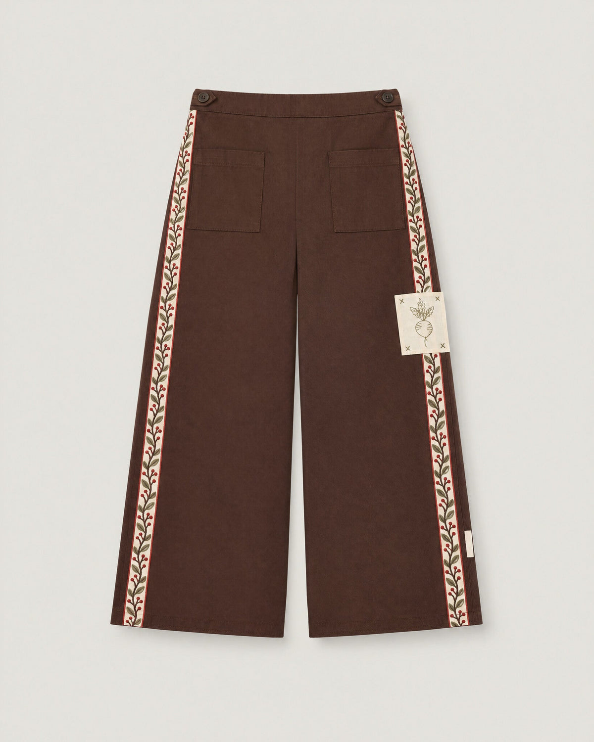 The Plot Culotte in Bark — side vine tape and name tape detail
